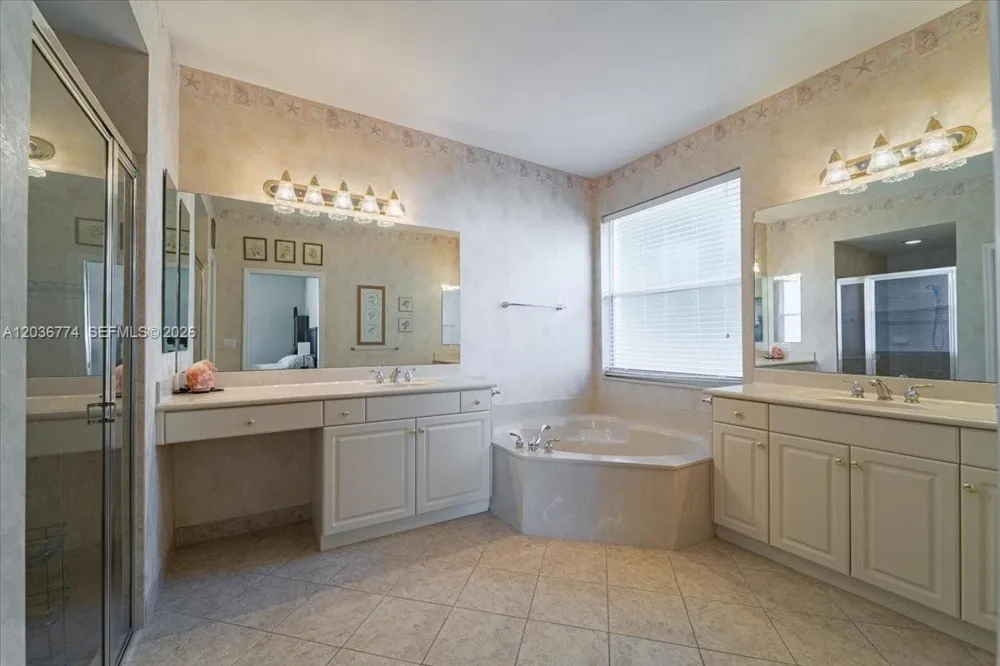 5932 NW 56th Cir Coral Springs, FL 33067