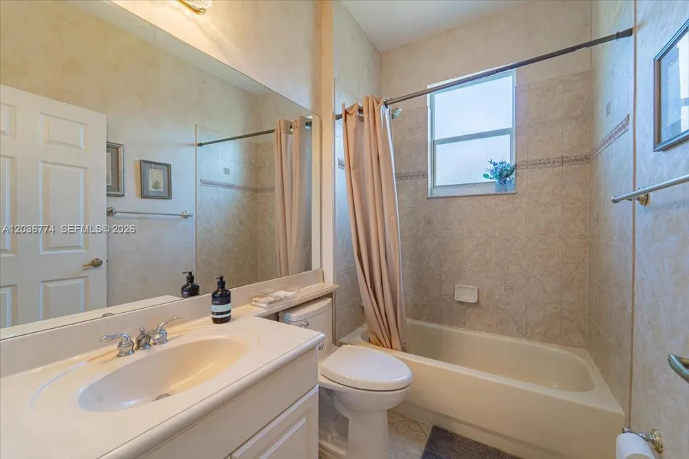 5932 NW 56th Cir Coral Springs, FL 33067