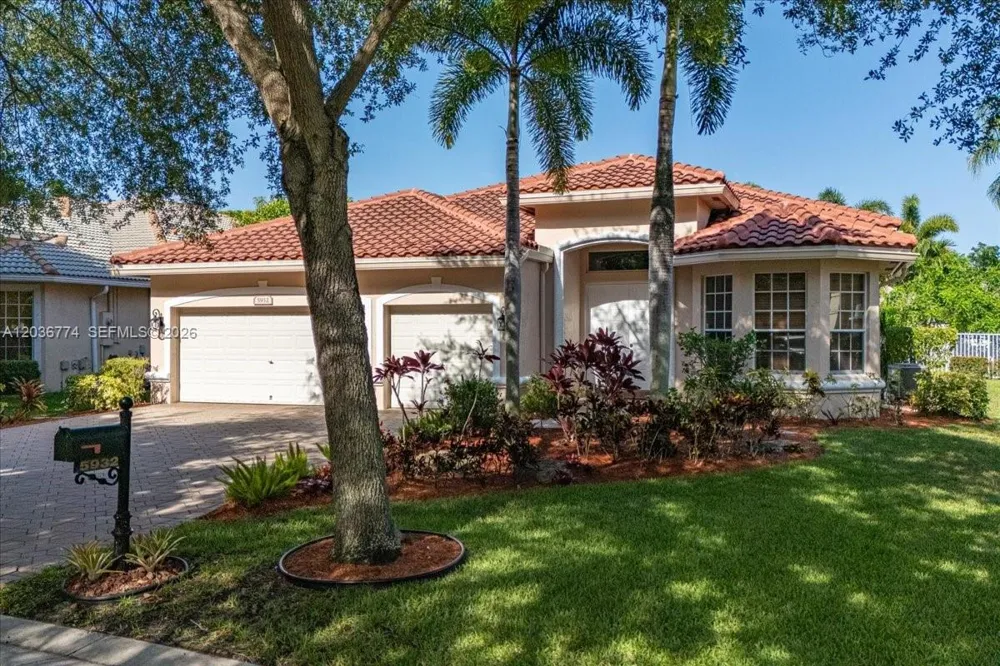 5932 NW 56th Cir Coral Springs, FL 33067
