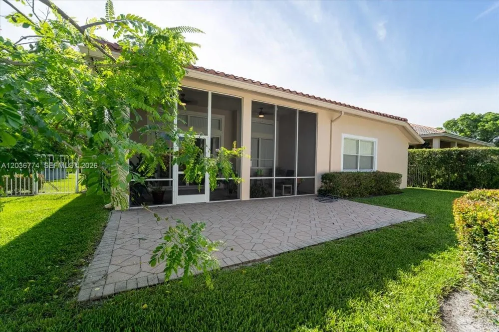 5932 NW 56th Cir Coral Springs, FL 33067
