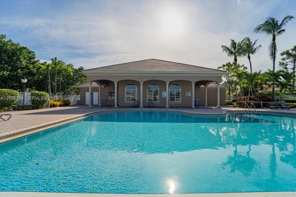 5932 NW 56th Cir Coral Springs, FL 33067