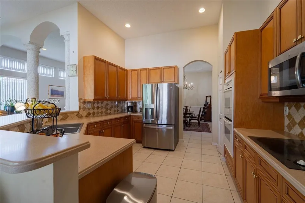5932 NW 56th Cir Coral Springs, FL 33067