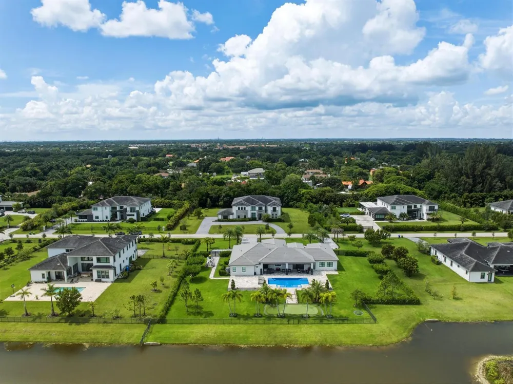 17130 Magnolia Estates Drive Southwest Ranches, FL 33331