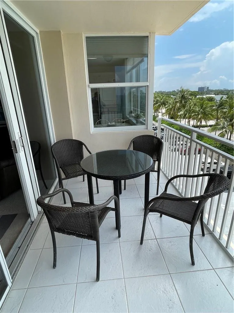 5200 Ocean Boulevard #506 Lauderdale By The Sea, FL 33308