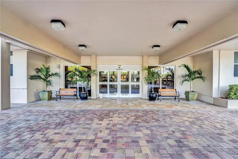 5200 Ocean Boulevard #506 Lauderdale By The Sea, FL 33308