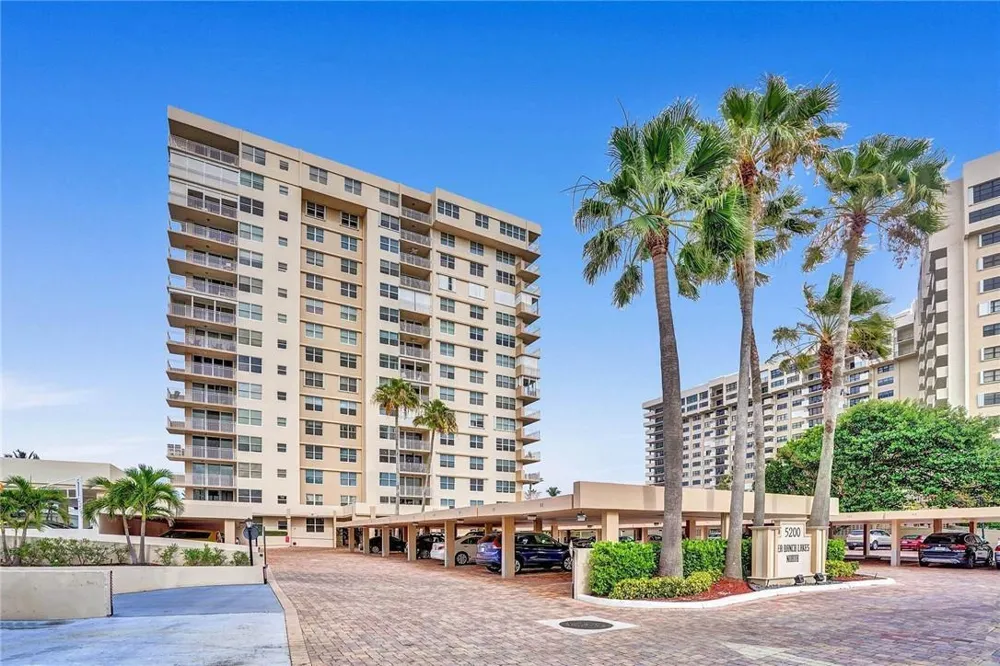 5200 Ocean Boulevard #506 Lauderdale By The Sea, FL 33308