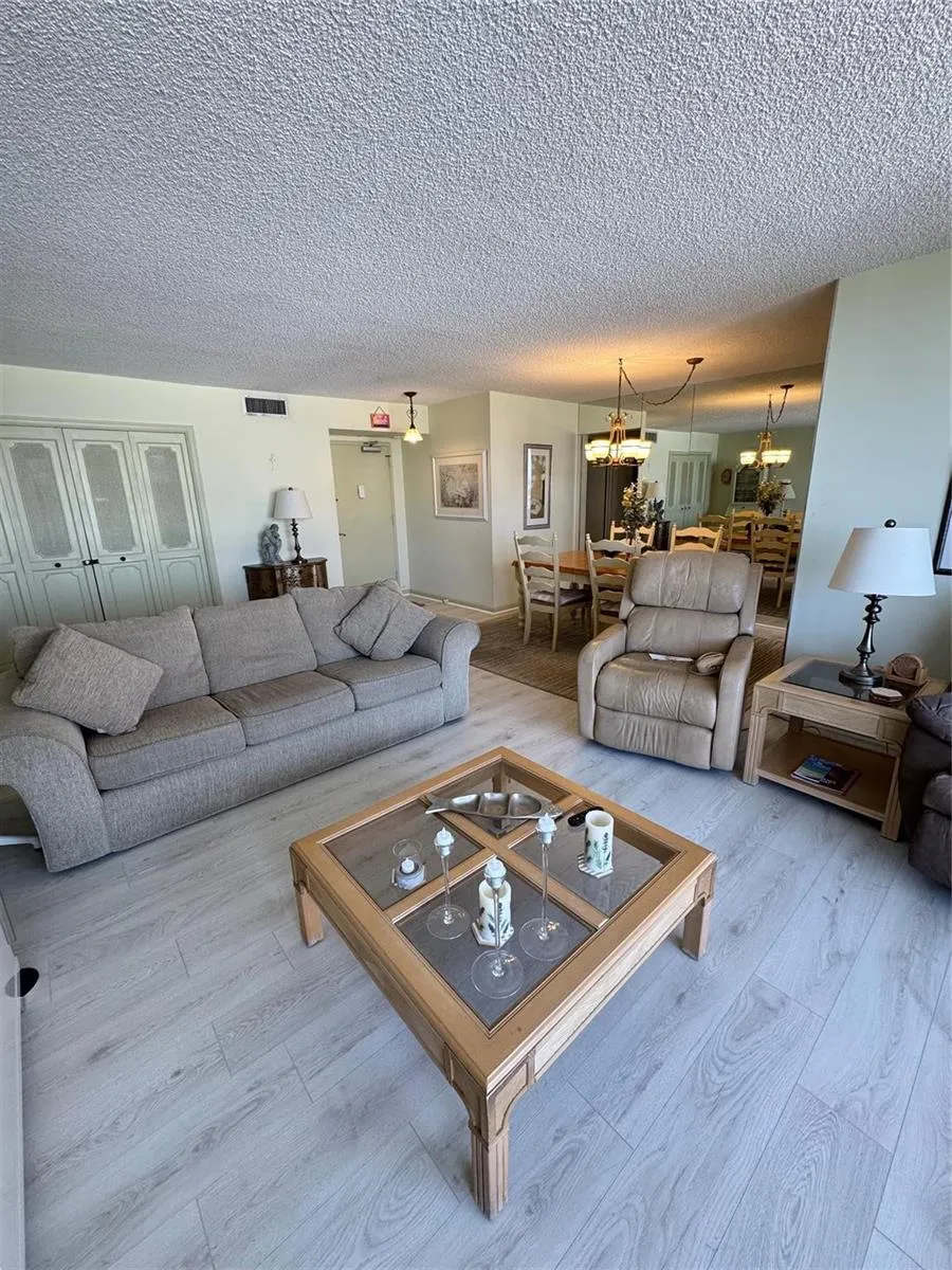 5200 Ocean Boulevard #506 Lauderdale By The Sea, FL 33308