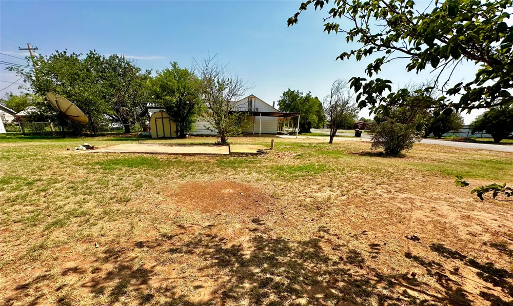 1117 S Washington Aspermont, TX 79502