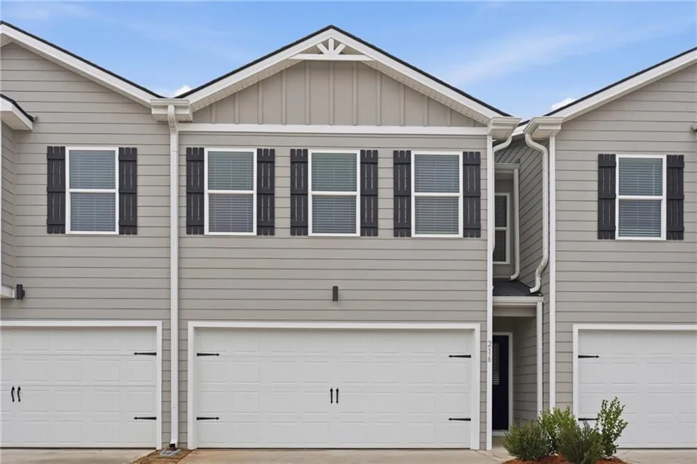 218 Norchester Avenue Hogansville, GA 30230