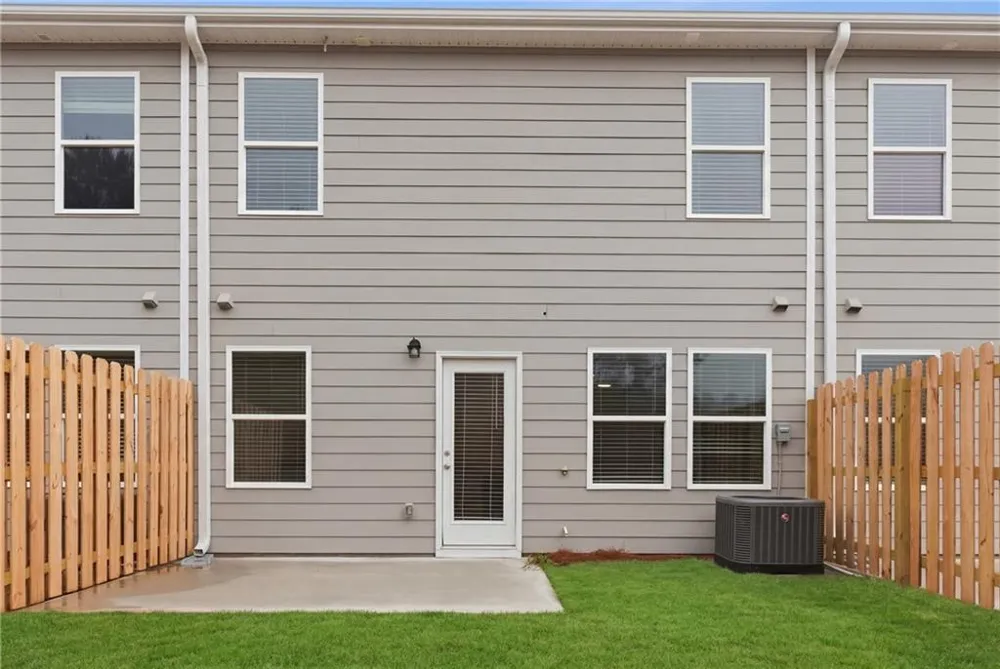 218 Norchester Avenue Hogansville, GA 30230