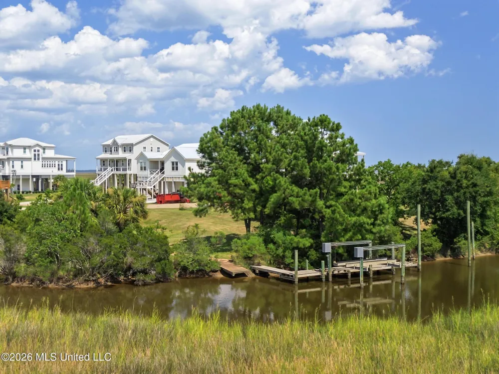 0 Puunani Place Diamondhead, MS 39525