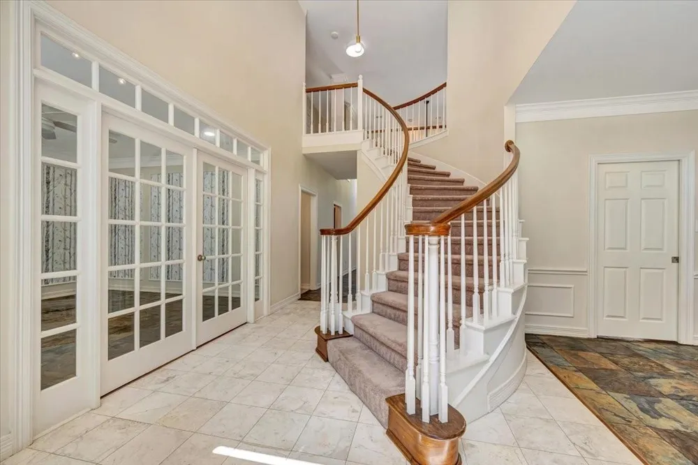 16827 Whitewater Falls Court Pasadena, TX 77059