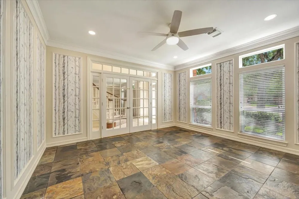 16827 Whitewater Falls Court Pasadena, TX 77059