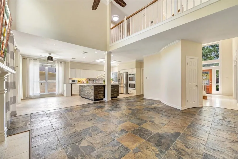 16827 Whitewater Falls Court Pasadena, TX 77059