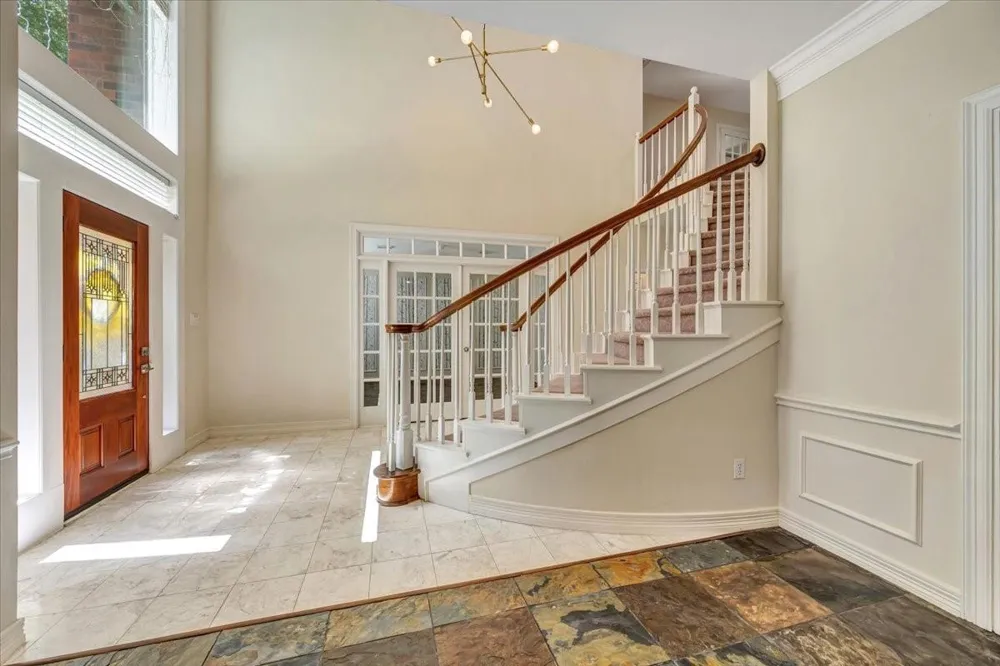 16827 Whitewater Falls Court Pasadena, TX 77059