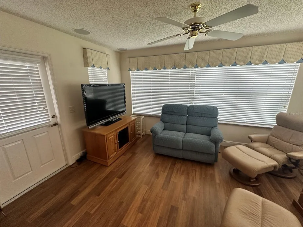 1515 BAYLOR PLACE The Villages, FL 32162