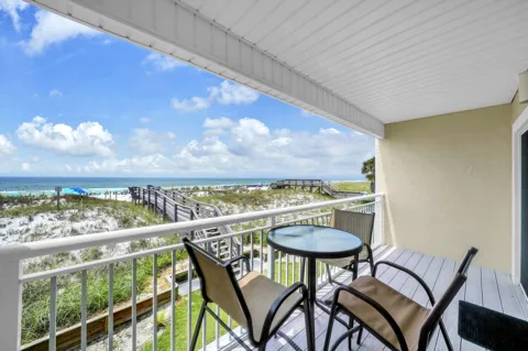 862 Scallop Court #205