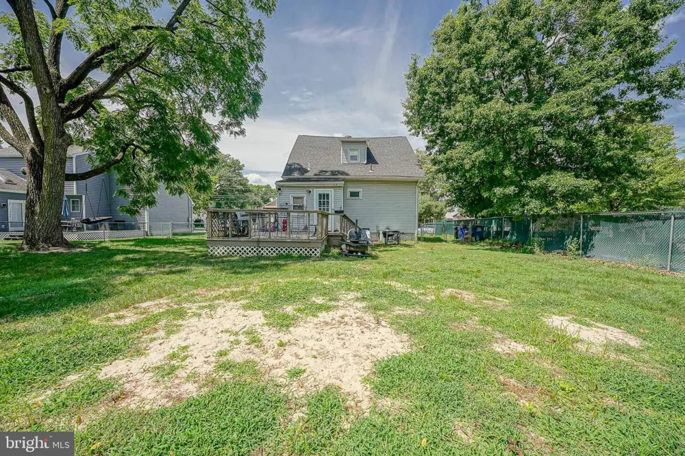 15 S WALNUT AVENUE Maple Shade, NJ 08052
