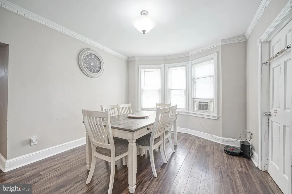 15 S WALNUT AVENUE Maple Shade, NJ 08052