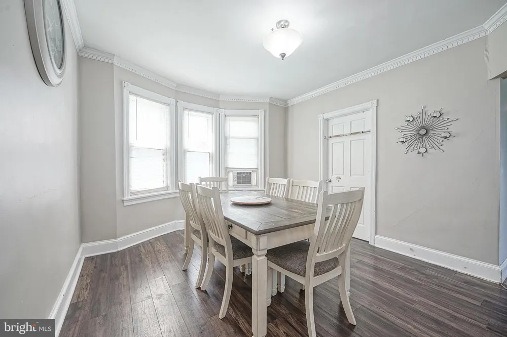 15 S WALNUT AVENUE Maple Shade, NJ 08052