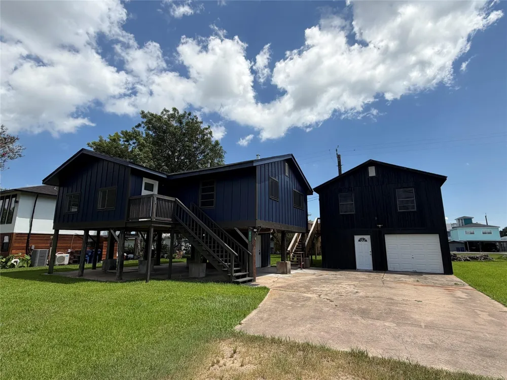 4522 County Road 459c Freeport, TX 77541