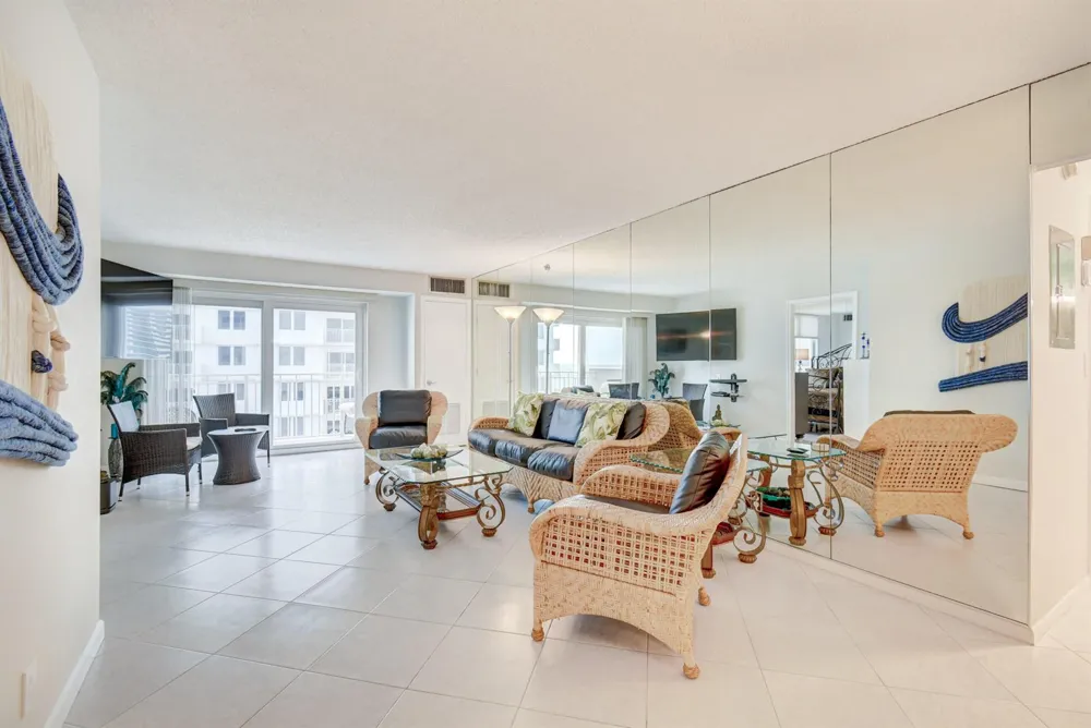 3221 S Ocean Boulevard #505 Highland Beach, FL 33487