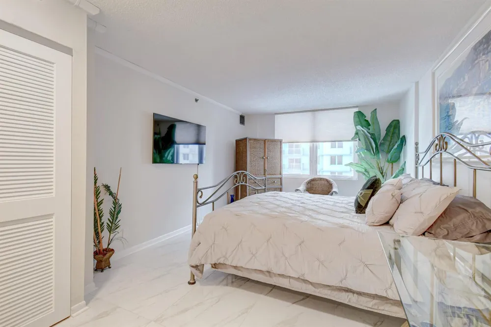 3221 S Ocean Boulevard #505 Highland Beach, FL 33487