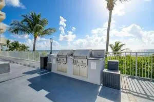 3221 S Ocean Boulevard #505 Highland Beach, FL 33487