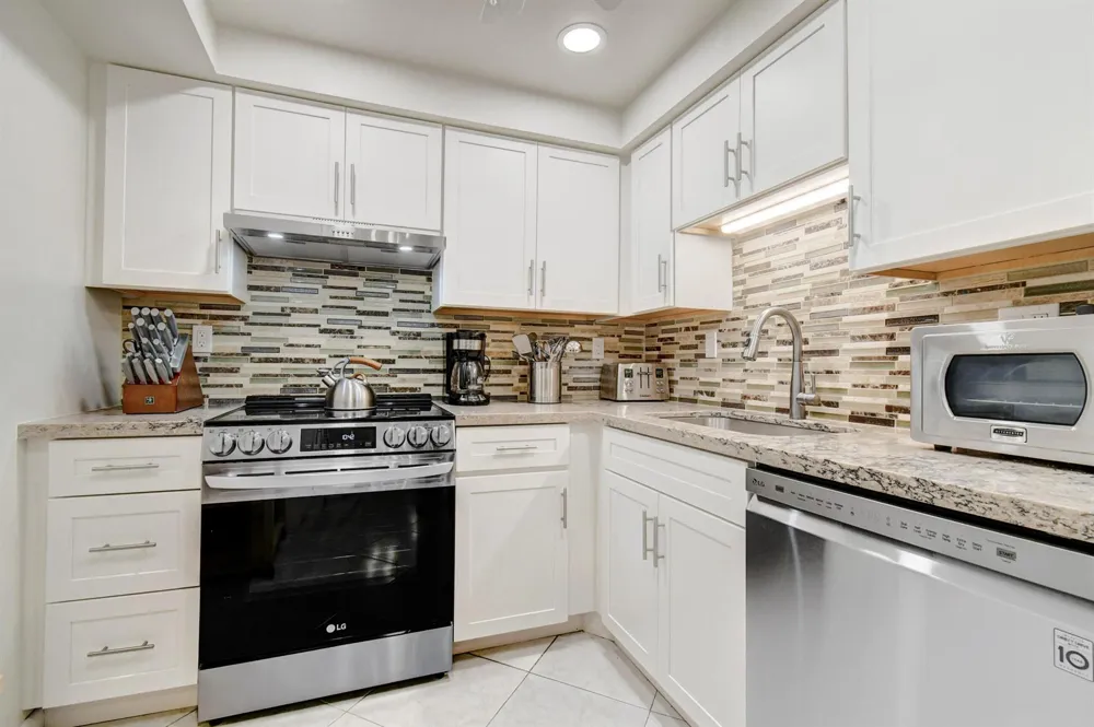 3221 S Ocean Boulevard #505 Highland Beach, FL 33487