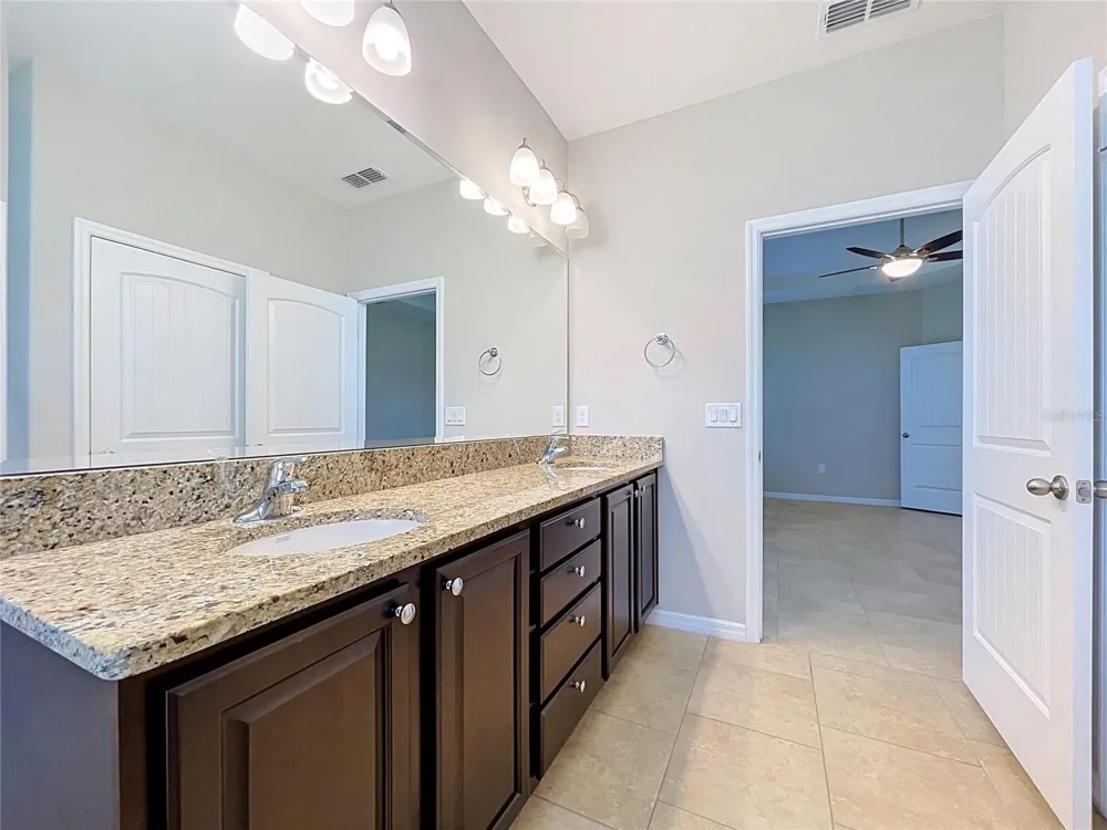 4125 PRIMA LAGO CIRCLE Lakeland, FL 33810