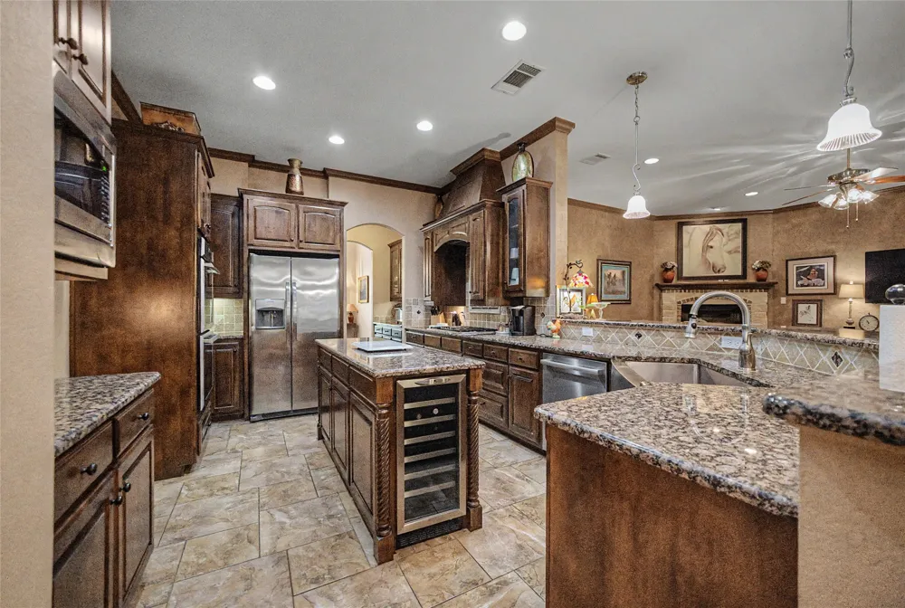 127 Cedar Bluff Court Aledo, TX 76008