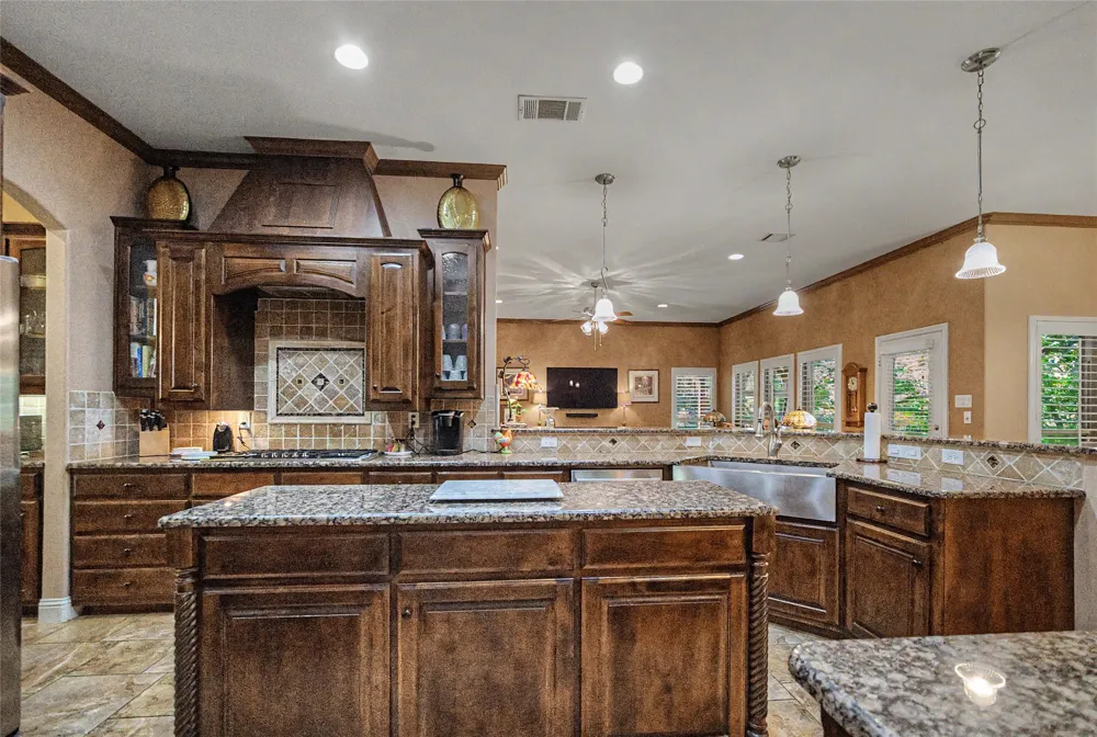 127 Cedar Bluff Court Aledo, TX 76008