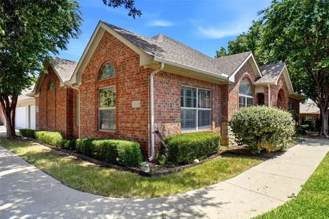 3233 Rosehaven Drive #1610
