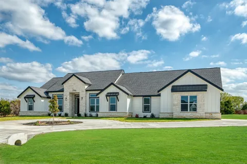 1785 crestridge Circle