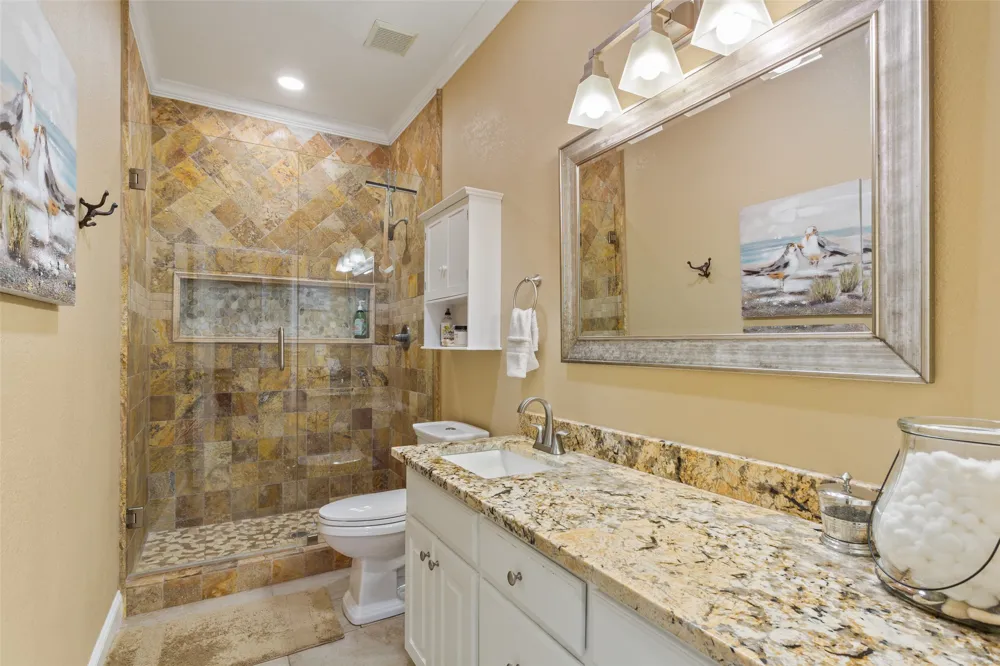 128 Hoffmeyer Lane Robinson, TX 76706