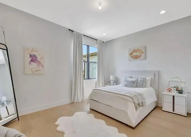 17065 Rainbow Fls Trail Boca Raton, FL 33496