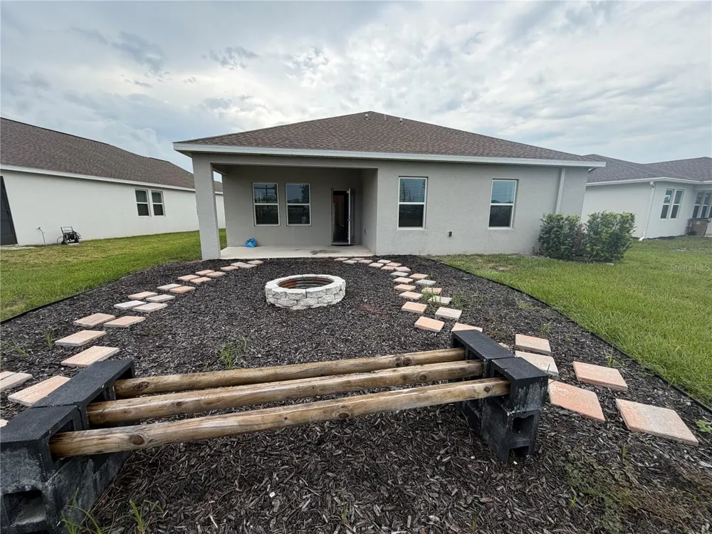6464 NEEDLE WAY St Cloud, FL 34771