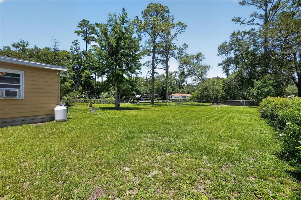 5503 LAKEWOOD CIRCLE E Jacksonville, FL 32207