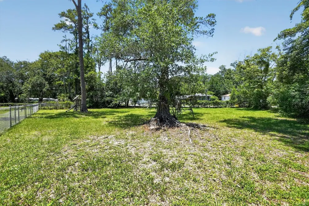5503 LAKEWOOD CIRCLE E Jacksonville, FL 32207