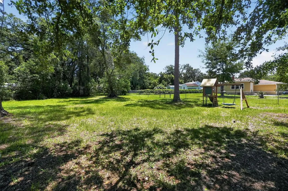 5503 LAKEWOOD CIRCLE E Jacksonville, FL 32207
