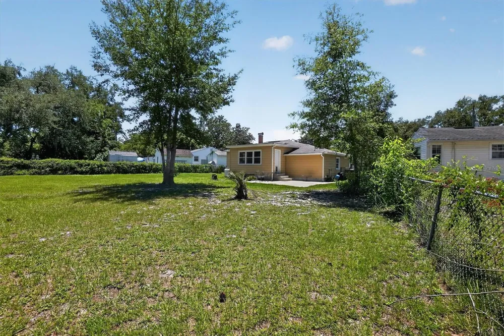 5503 LAKEWOOD CIRCLE E Jacksonville, FL 32207