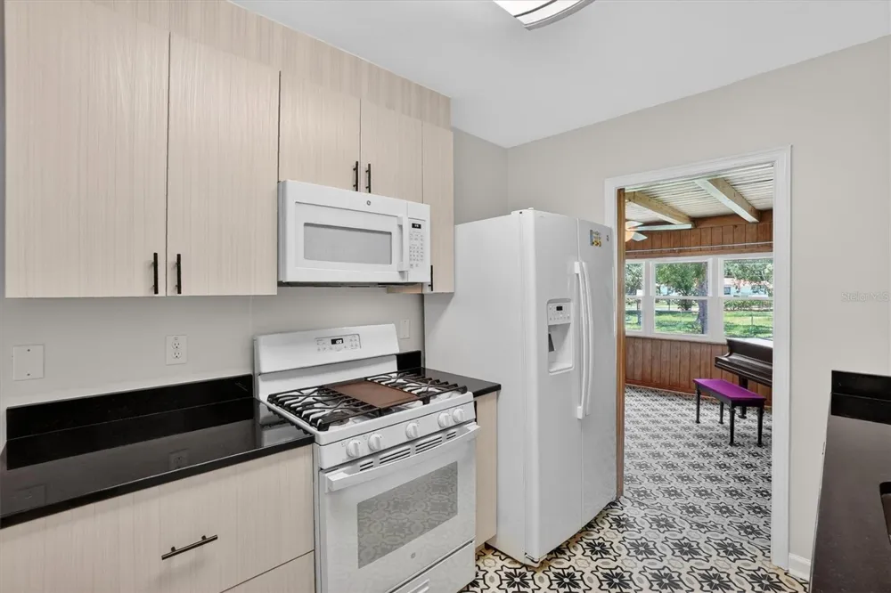 5503 LAKEWOOD CIRCLE E Jacksonville, FL 32207