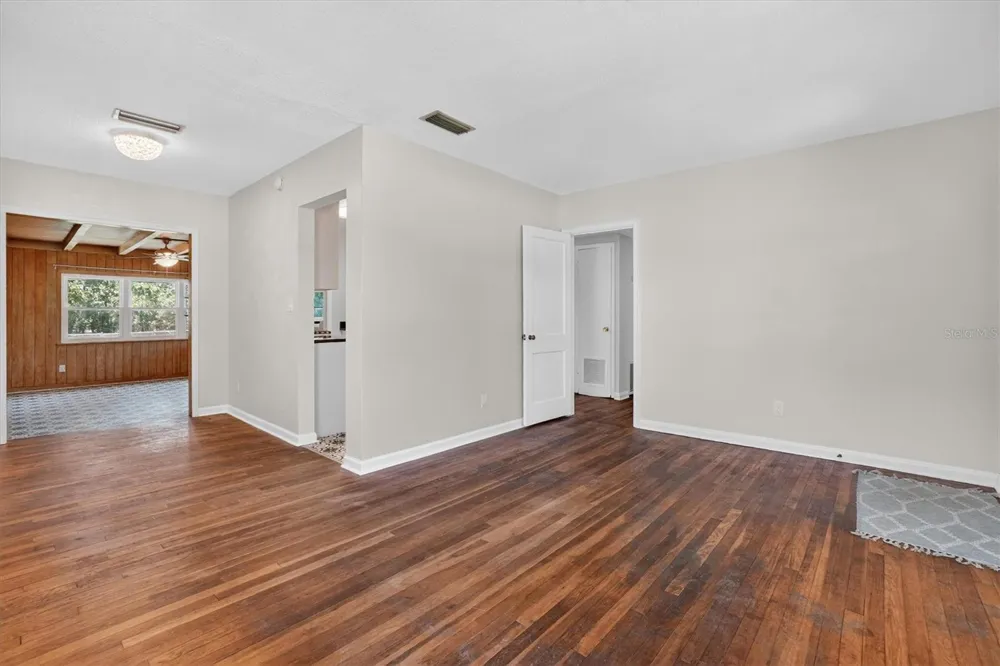 5503 LAKEWOOD CIRCLE E Jacksonville, FL 32207