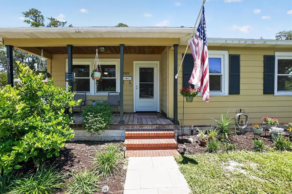5503 LAKEWOOD CIRCLE E Jacksonville, FL 32207