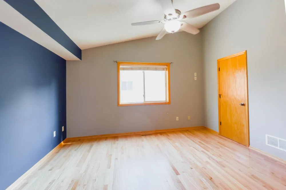 2543 Cypress Street Maplewood, MN 55109