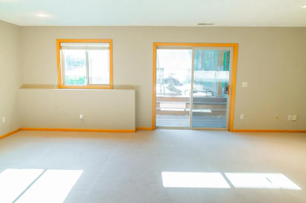 2543 Cypress Street Maplewood, MN 55109