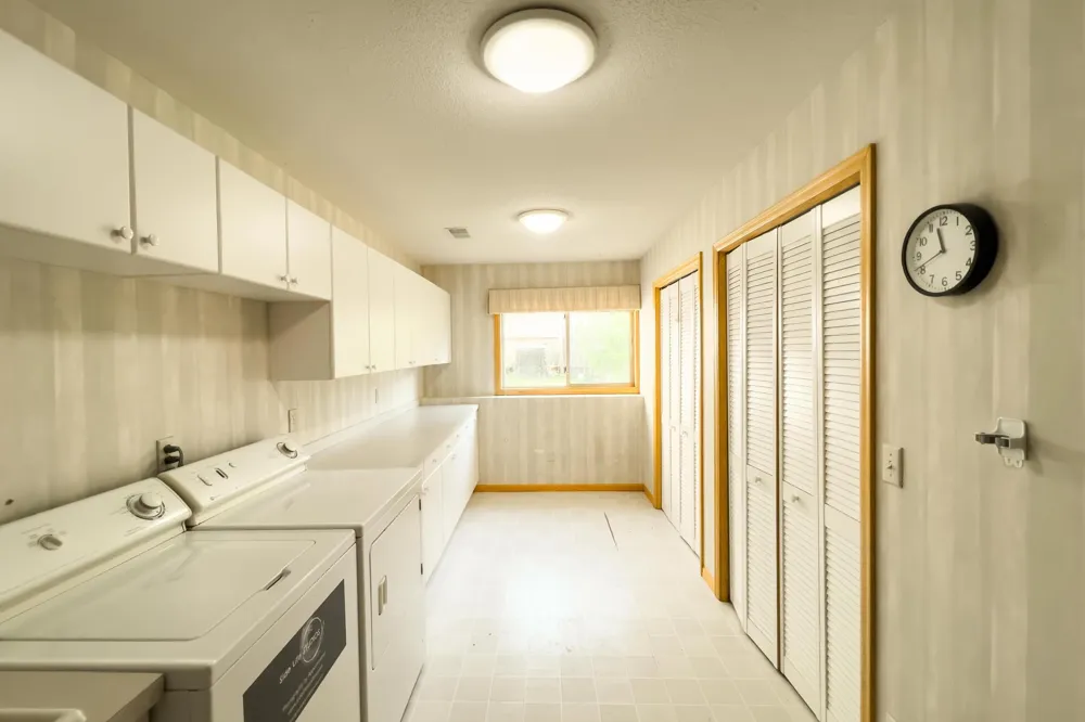 2543 Cypress Street Maplewood, MN 55109