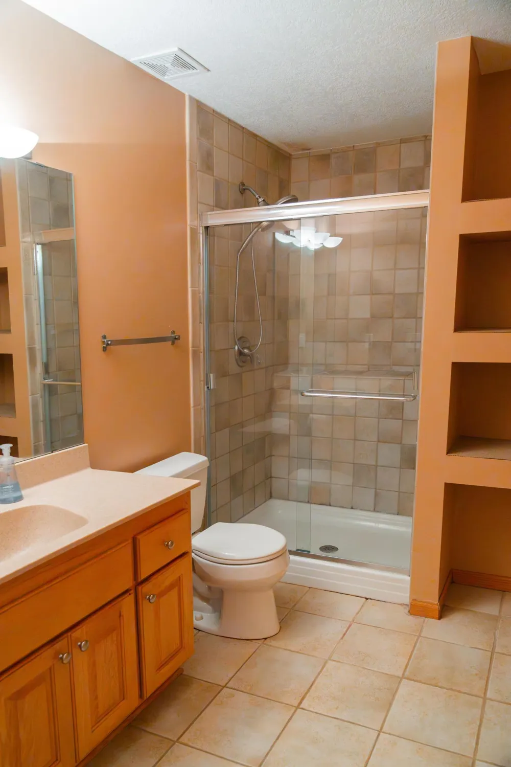 2543 Cypress Street Maplewood, MN 55109