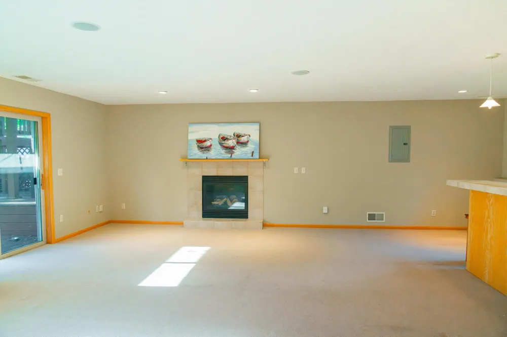 2543 Cypress Street Maplewood, MN 55109