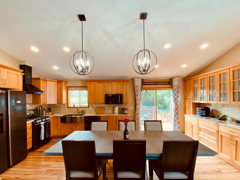 2543 Cypress Street Maplewood, MN 55109